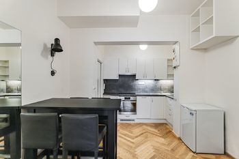 Pronájem bytu 3+1 v osobním vlastnictví 88 m², Praha 2 - Vinohrady