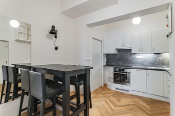 Pronájem bytu 3+1 v osobním vlastnictví 88 m², Praha 2 - Vinohrady