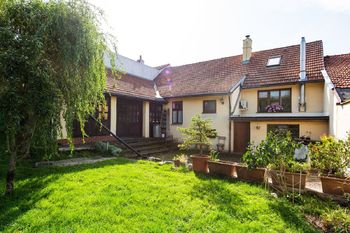 Rodinný dům / chalupa Kuničky - Prodej domu 220 m², Kuničky