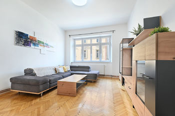 Obývací pokoj - Pronájem bytu 3+1 v osobním vlastnictví 110 m², Kolín 