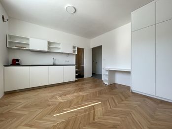 Pronájem bytu 3+1 v osobním vlastnictví 80 m², Brno