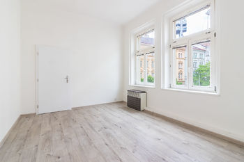 Pronájem bytu 3+1 v osobním vlastnictví 76 m², Praha 3 - Žižkov