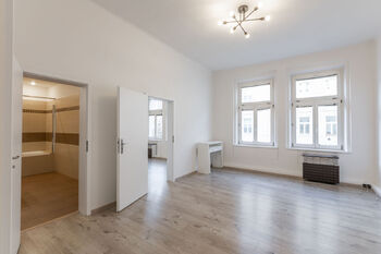 Pronájem bytu 3+1 v osobním vlastnictví 76 m², Praha 3 - Žižkov