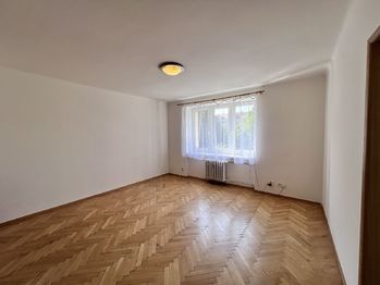 Pronájem bytu 3+1 v osobním vlastnictví 60 m², Praha 6 - Dejvice