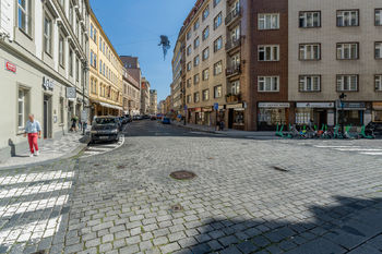 Pronájem bytu 1+kk v osobním vlastnictví 33 m², Praha 1 - Staré Město