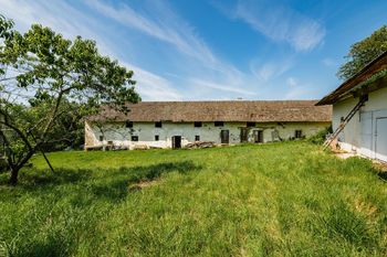 Prodej zemědělského objektu 165 m², Chrášťany