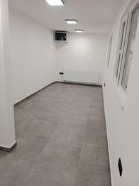 Pronájem skladovacích prostor 477 m², Velké Meziříčí