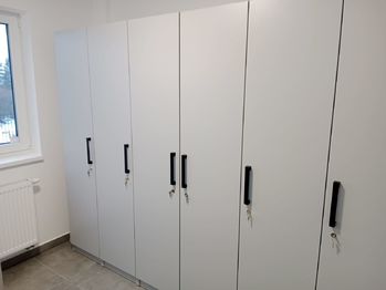 Pronájem skladovacích prostor 477 m², Velké Meziříčí