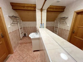 Prodej apartmánu 750 m², Kubova Huť