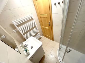 Prodej apartmánu 750 m², Kubova Huť