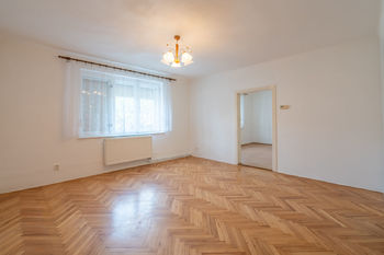 Prodej domu 205 m², Uhřičice