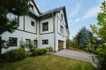 Prodej domu 320 m², Tuchoměřice