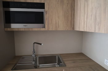 kuchyňský kout - Pronájem bytu 2+kk v osobním vlastnictví 58 m², Chrudim