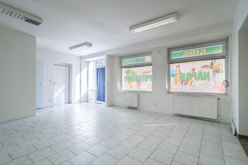 Pronájem obchodních prostor 50 m², Kladno