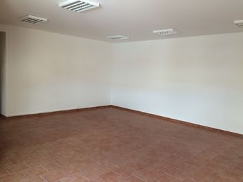 Pronájem obchodních prostor 78 m², Kyjov