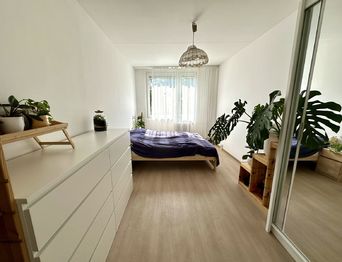 Pronájem bytu 2+1 v osobním vlastnictví 58 m², Praha 8 - Kobylisy