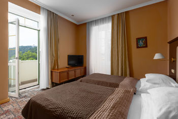 Prodej hotelu 1580 m², Karlovy Vary