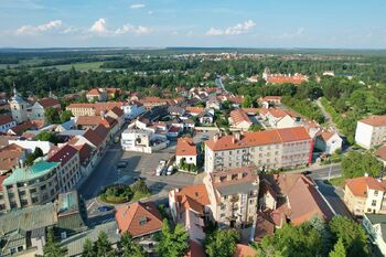 vila a náměstí  - Prodej domu 192 m², Brandýs nad Labem-Stará Boleslav