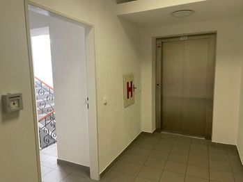 Pronájem kancelářských prostor 24 m², Vsetín