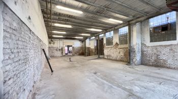 Pronájem výrobních prostor 176 m², Hrob