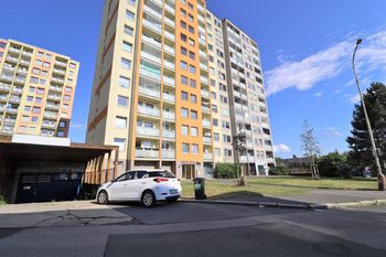 Venkovní pohled na dům - Prodej bytu 2+kk v osobním vlastnictví 47 m², Praha 3 - Žižkov