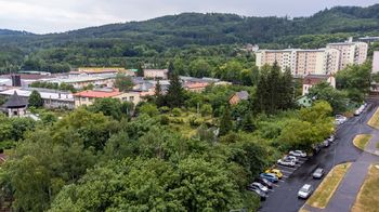 Prodej pozemku 1700 m², Karlovy Vary