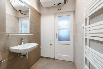 Pronájem bytu 2+kk v osobním vlastnictví 35 m², Praha 6 - Dejvice