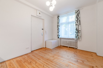 Pronájem bytu 2+kk v osobním vlastnictví 35 m², Praha 6 - Dejvice