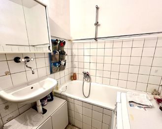 Prodej bytu 2+1 v osobním vlastnictví 49 m², Praha 10 - Strašnice