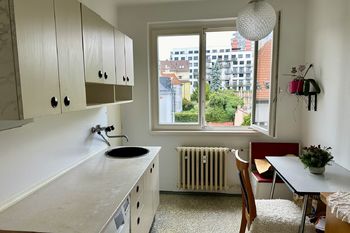 Prodej bytu 2+1 v osobním vlastnictví 49 m², Praha 10 - Strašnice