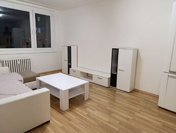 Pronájem bytu 2+kk v družstevním vlastnictví 40 m², Krupka