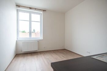 Pronájem bytu 2+kk v osobním vlastnictví 35 m², Český Brod