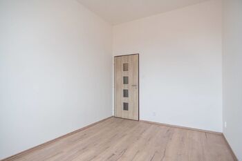 Pronájem bytu 2+kk v osobním vlastnictví 35 m², Český Brod