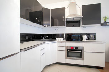 Kuchyňský kout / Kitchen - Prodej bytu 3+kk v osobním vlastnictví 80 m², Praha 5 - Zličín