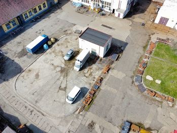 Objekt č. 3 nepoužívaná ČOV vhodné pro autodílnu  - Pronájem pozemku 765 m², Stará Huť