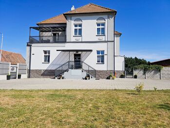 Prodej domu 382 m², Žatec