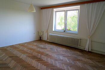 Pronájem domu 250 m², Hradec Králové