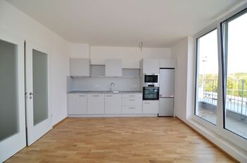 obývací pokoj s kuchyňským koutem  - Pronájem bytu 3+kk v osobním vlastnictví 64 m², Roztoky 