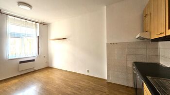 Prodej bytu 2+kk v osobním vlastnictví 58 m², Praha 7 - Holešovice