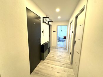 Prodej bytu 4+kk v osobním vlastnictví 74 m², Rožnov pod Radhoštěm