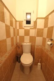 Samostatné WC - Pronájem bytu 2+1 v osobním vlastnictví 58 m², Praha 3 - Vinohrady