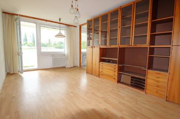 Obývací pokoj - Prodej bytu 4+1 v osobním vlastnictví 85 m², Praha 4 - Krč