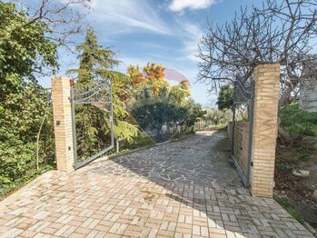 Prodej domu 215 m², Sant'Angelo