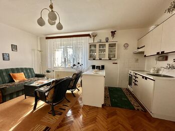 Pronájem domu 236 m², Praha 6 - Řepy