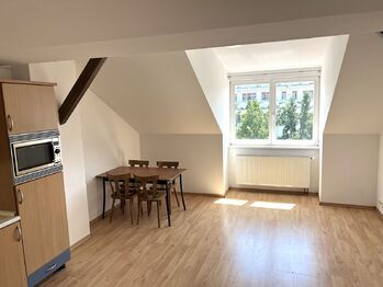 Pronájem bytu 3+kk v osobním vlastnictví 72 m², Praha 4 - Podolí