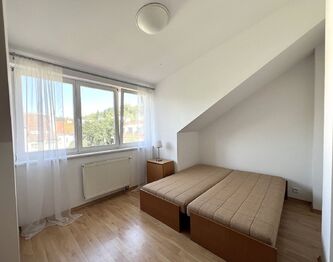 Pronájem bytu 3+kk v osobním vlastnictví 72 m², Praha 4 - Podolí