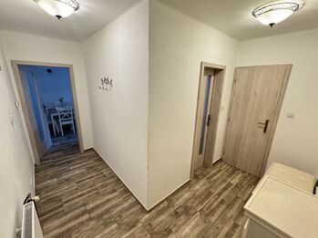 Pronájem bytu 2+1 v osobním vlastnictví 69 m², Komárov