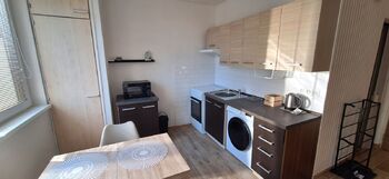 Kuchyně - Pronájem bytu 1+1 v osobním vlastnictví 33 m², Vyškov