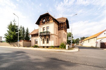 Prodej domu 243 m², Postoloprty