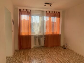 Pronájem bytu 4+1 v osobním vlastnictví 84 m², Zlín